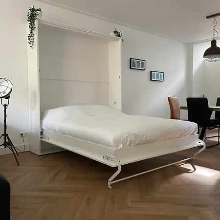 Luxury 'koorstraat' Centre